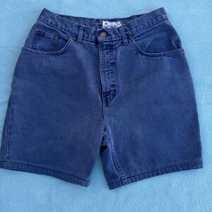 Vintage Women’s 90s Faded Blue Denim Shorts